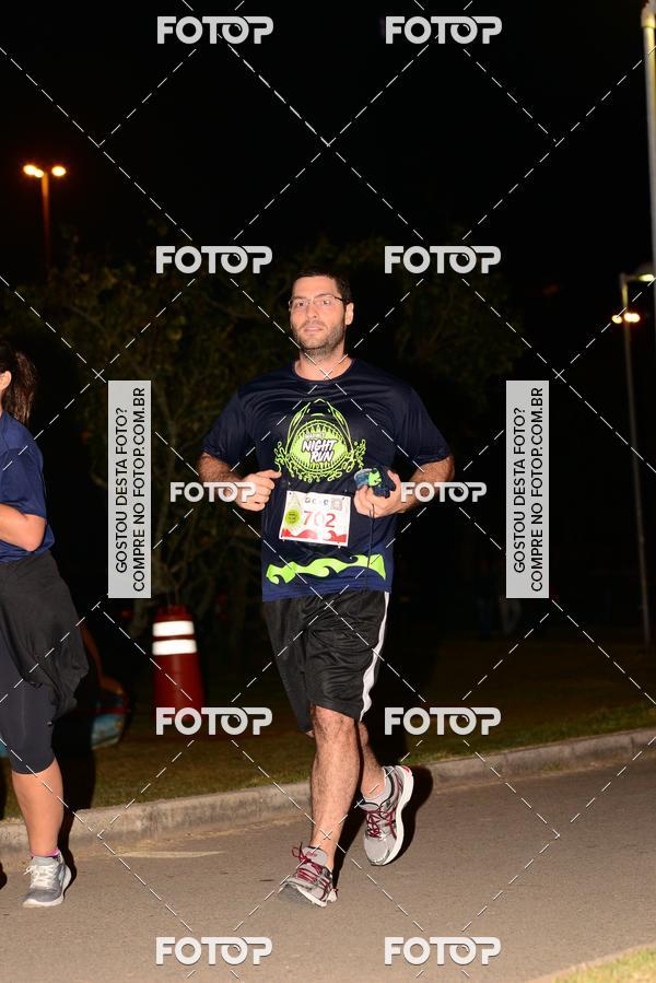 Buy your photos of the eventMarines Night Run on Fotop