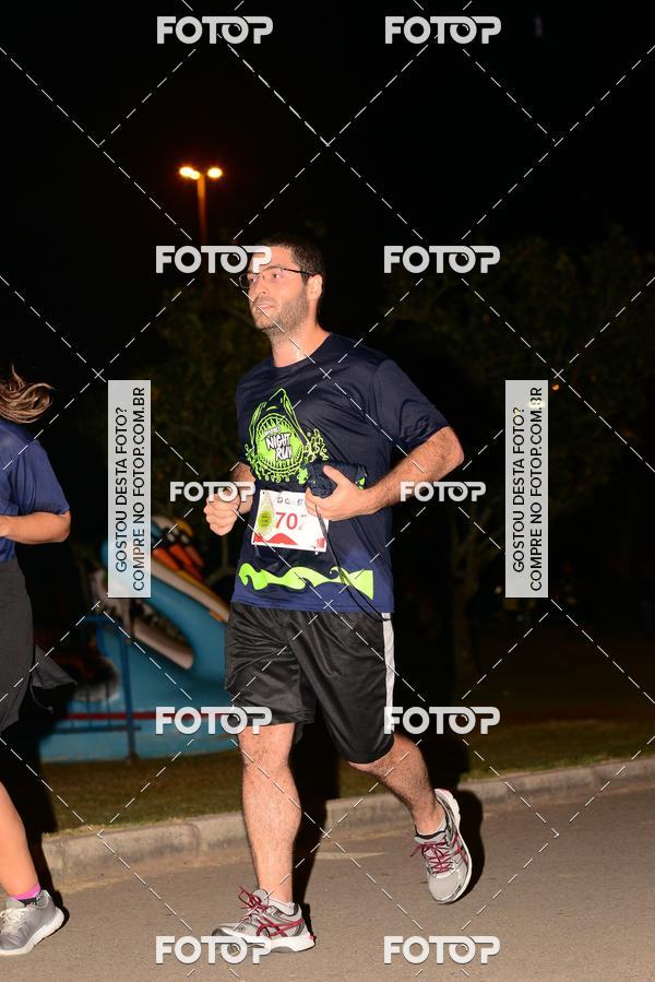 Buy your photos of the eventMarines Night Run on Fotop