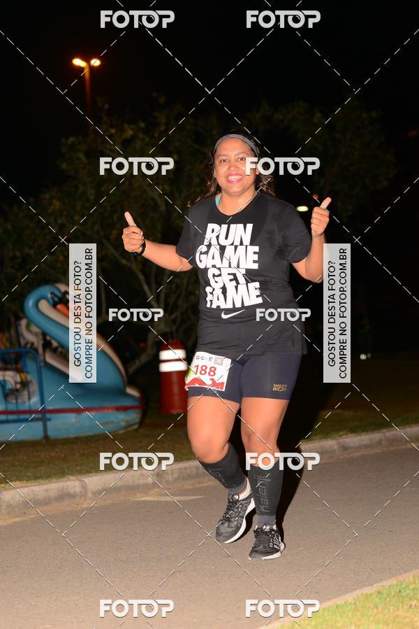 Buy your photos of the eventMarines Night Run on Fotop