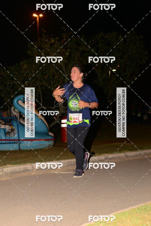 Buy your photos of the eventMarines Night Run on Fotop