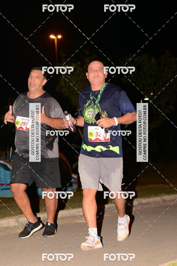 Buy your photos of the eventMarines Night Run on Fotop