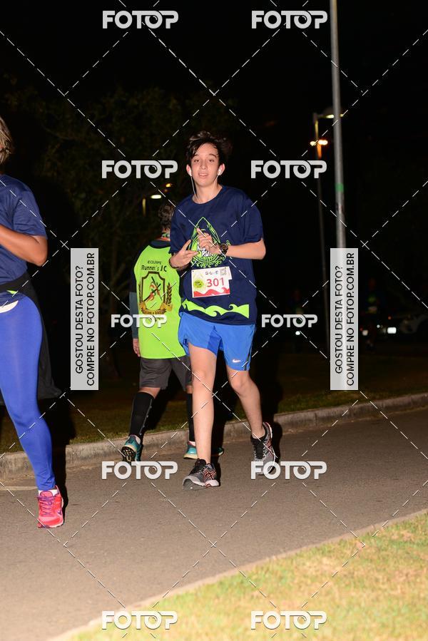 Buy your photos of the eventMarines Night Run on Fotop