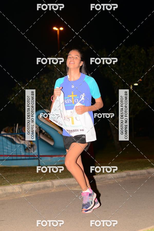 Buy your photos of the eventMarines Night Run on Fotop