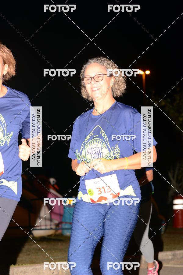 Buy your photos of the eventMarines Night Run on Fotop