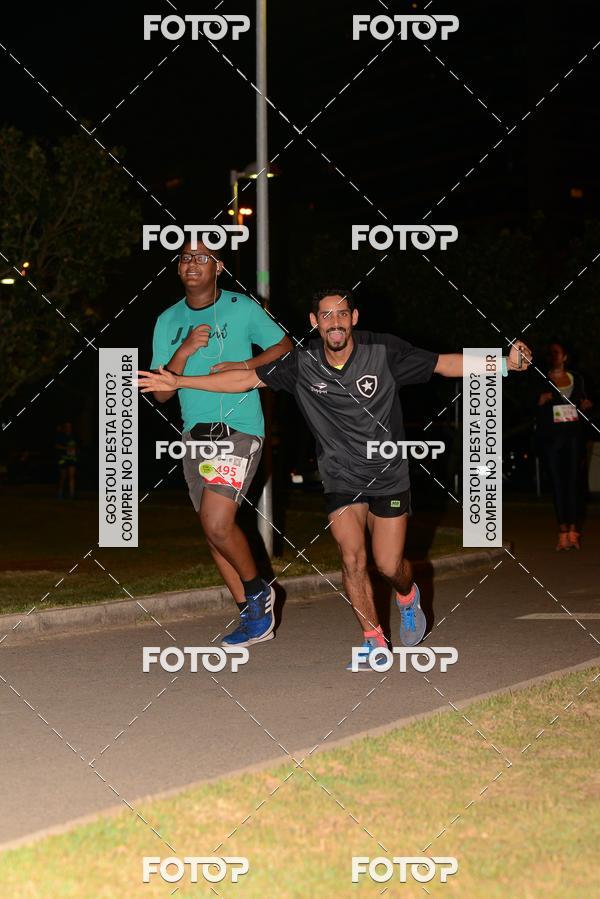 Buy your photos of the eventMarines Night Run on Fotop