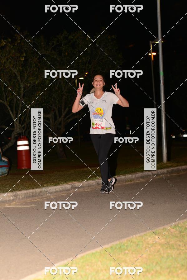 Buy your photos of the eventMarines Night Run on Fotop