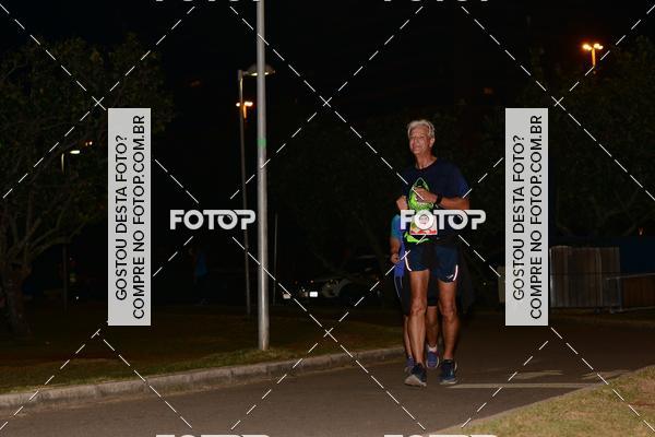 Buy your photos of the eventMarines Night Run on Fotop