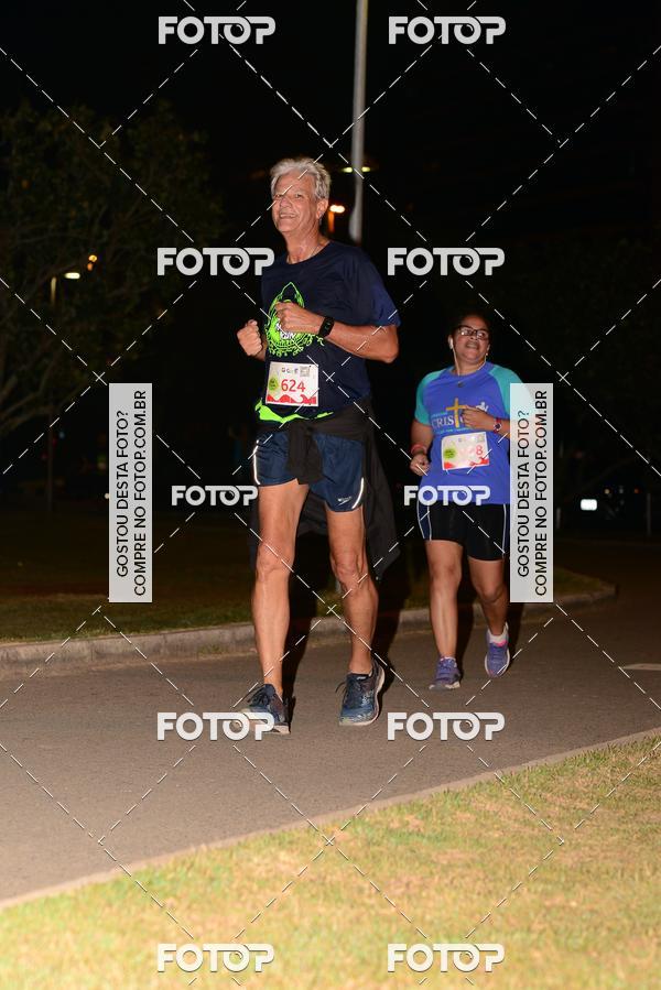 Buy your photos of the eventMarines Night Run on Fotop