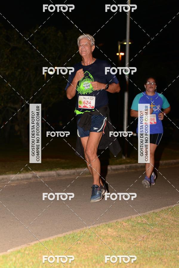 Buy your photos of the eventMarines Night Run on Fotop