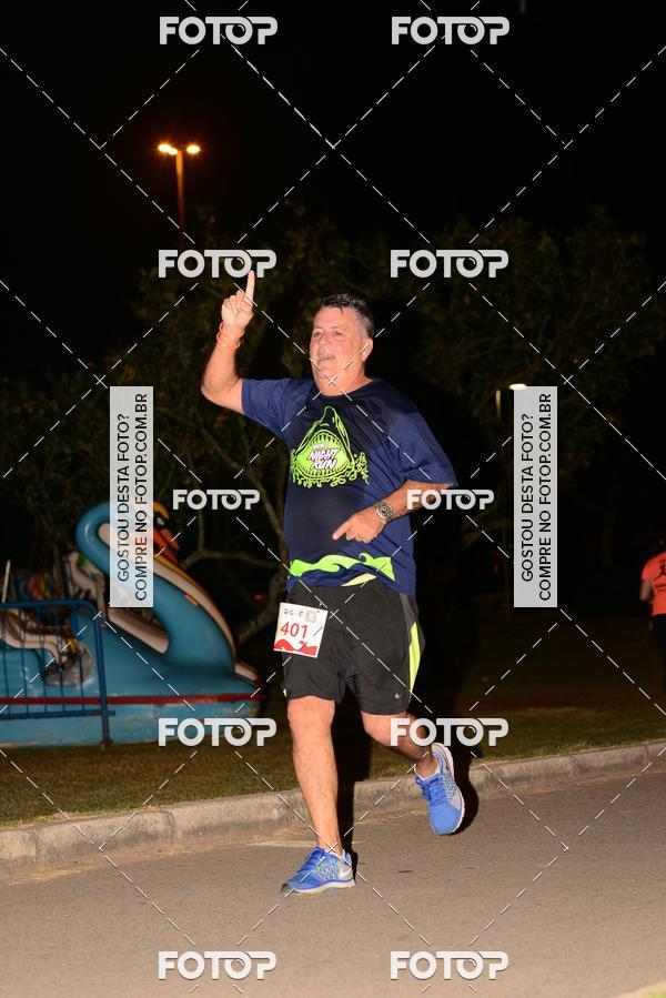 Buy your photos of the eventMarines Night Run on Fotop
