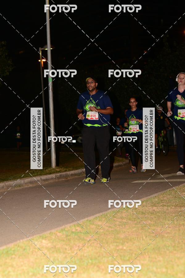 Buy your photos of the eventMarines Night Run on Fotop
