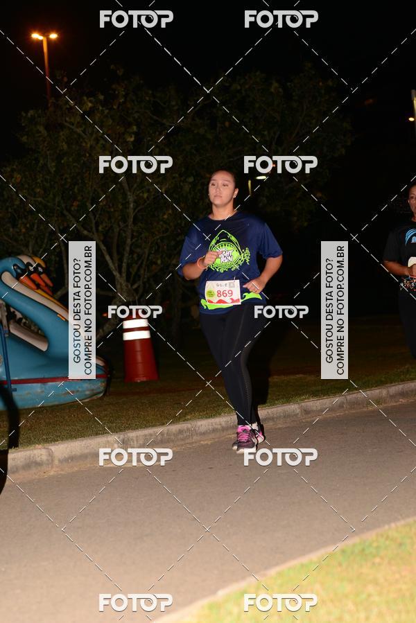Buy your photos of the eventMarines Night Run on Fotop