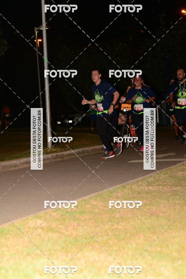Buy your photos of the eventMarines Night Run on Fotop