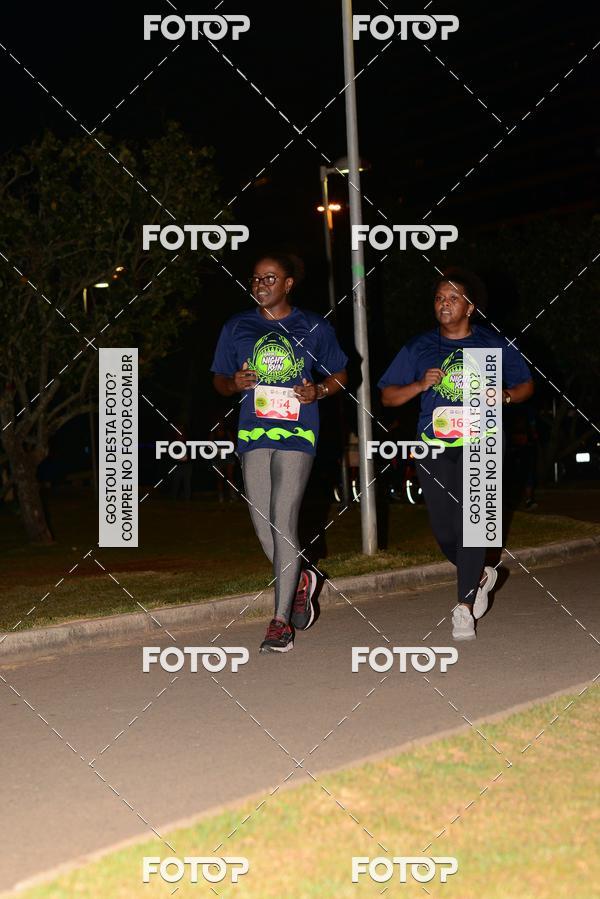 Buy your photos of the eventMarines Night Run on Fotop