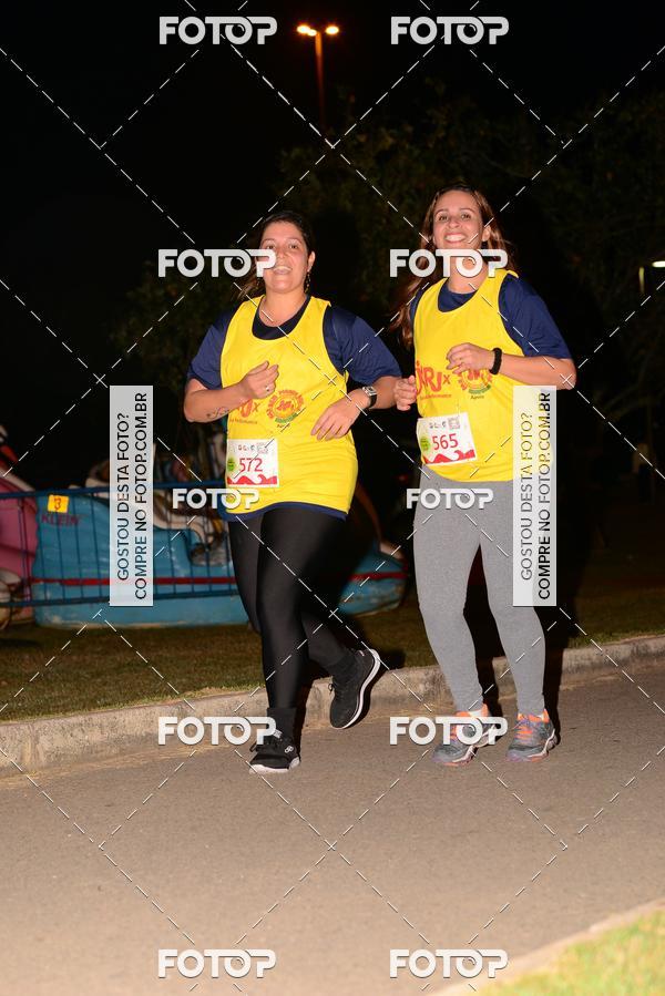 Buy your photos of the eventMarines Night Run on Fotop