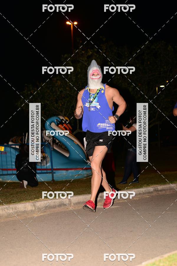 Buy your photos of the eventMarines Night Run on Fotop