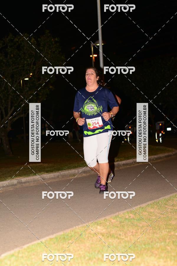 Buy your photos of the eventMarines Night Run on Fotop