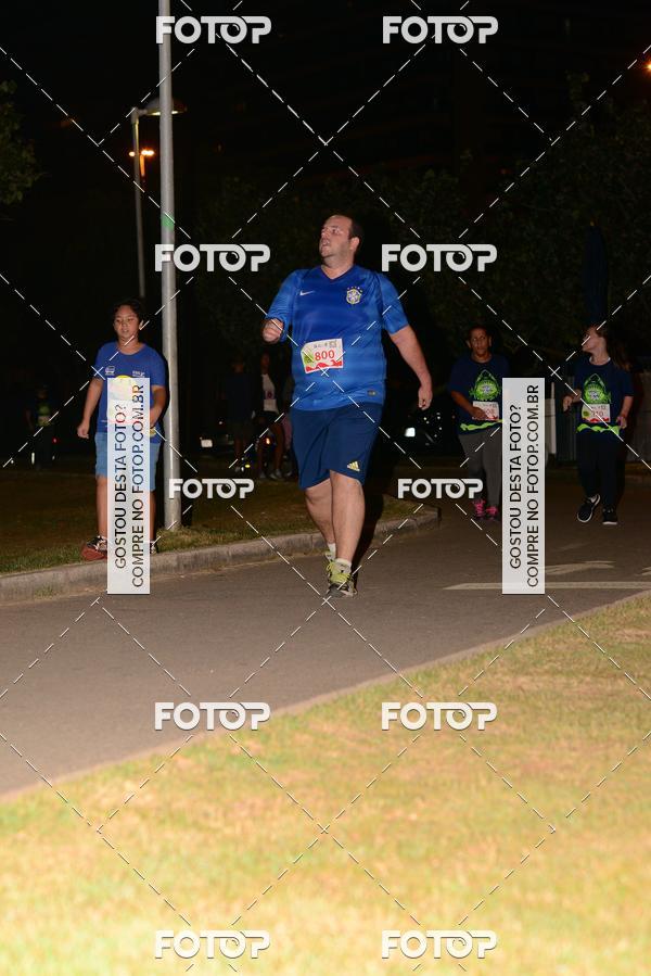 Buy your photos of the eventMarines Night Run on Fotop