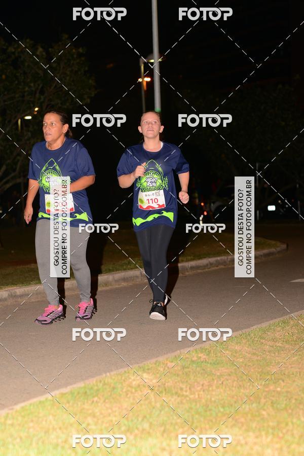 Buy your photos of the eventMarines Night Run on Fotop