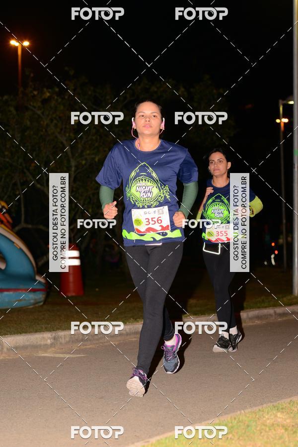 Buy your photos of the eventMarines Night Run on Fotop