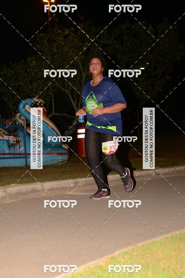 Buy your photos of the eventMarines Night Run on Fotop