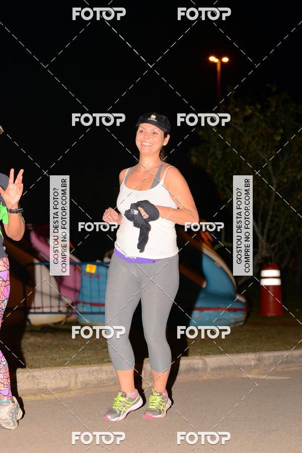 Buy your photos of the eventMarines Night Run on Fotop