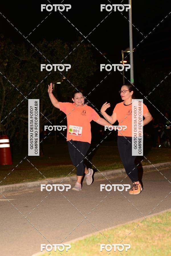Buy your photos of the eventMarines Night Run on Fotop