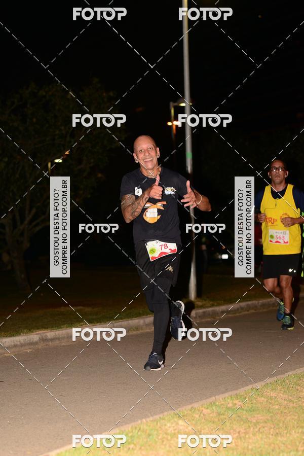 Buy your photos of the eventMarines Night Run on Fotop