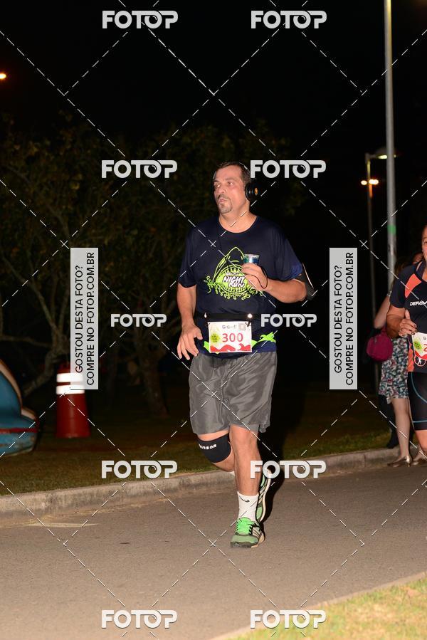 Buy your photos of the eventMarines Night Run on Fotop