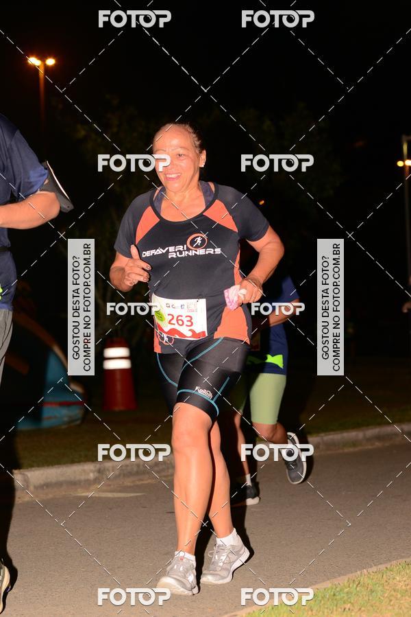 Buy your photos of the eventMarines Night Run on Fotop