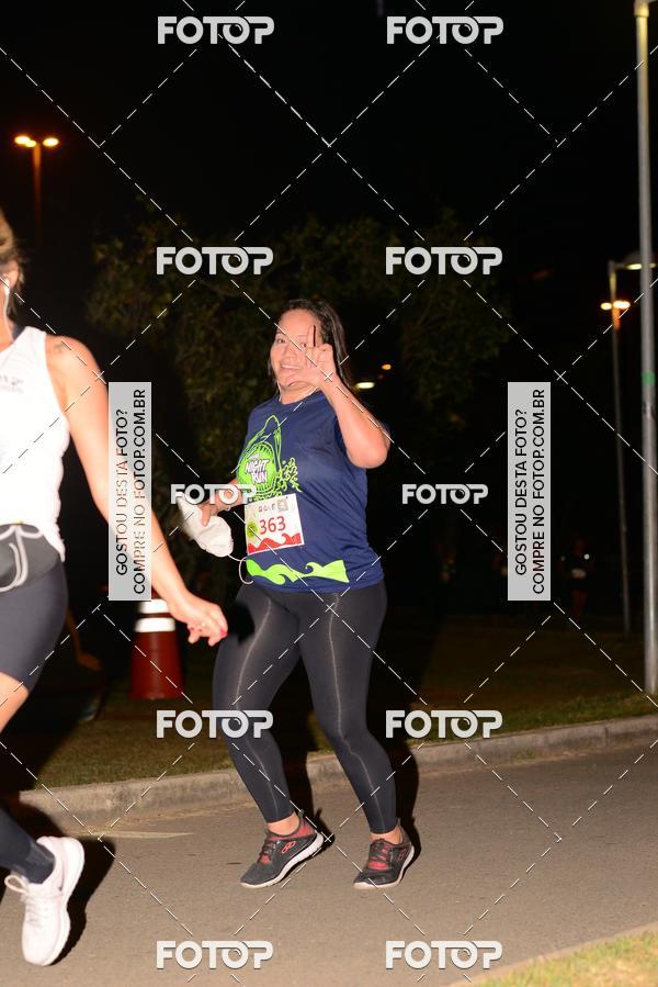 Buy your photos of the eventMarines Night Run on Fotop