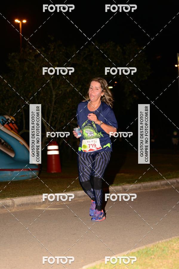 Buy your photos of the eventMarines Night Run on Fotop
