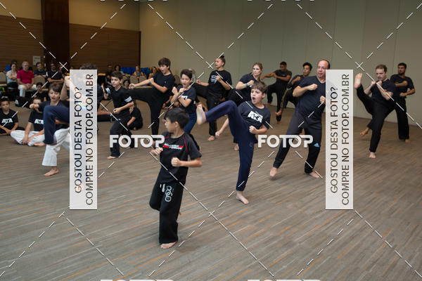 Buy your photos of the eventTaekwondo Treinamento Chief Master on Fotop