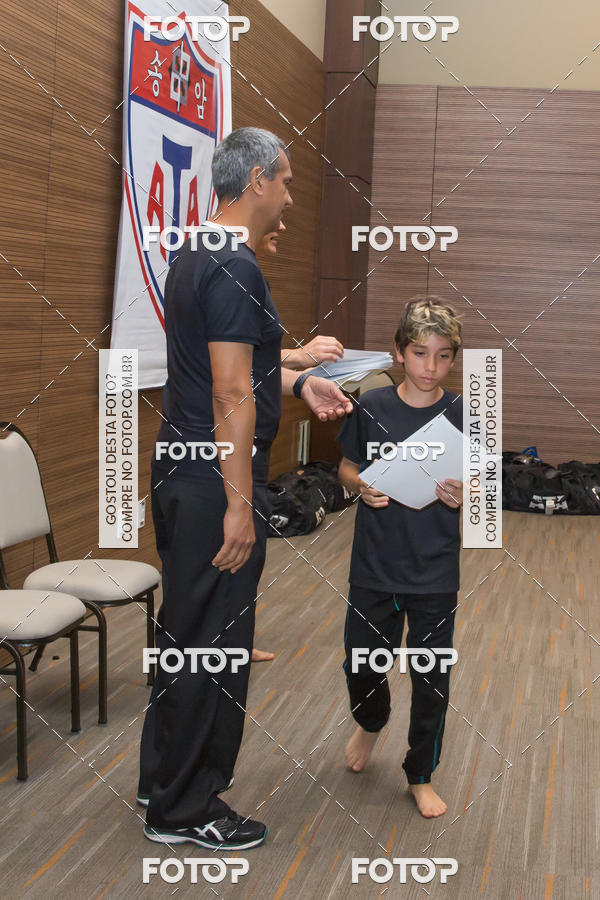 Buy your photos of the eventTaekwondo Treinamento Chief Master on Fotop