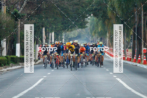 Buy your photos of the eventProva Ciclstica Internacional 9 de Julho on Fotop
