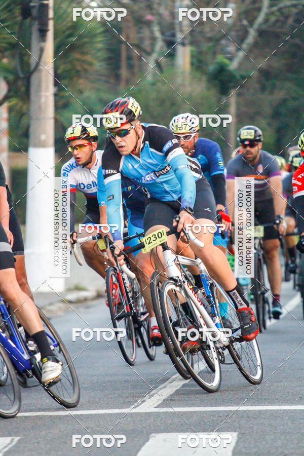 Buy your photos of the eventProva Ciclstica Internacional 9 de Julho on Fotop