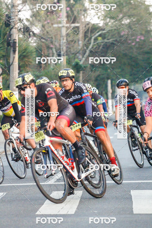 Buy your photos of the eventProva Ciclstica Internacional 9 de Julho on Fotop