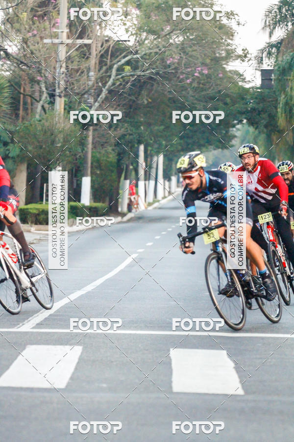 Buy your photos of the eventProva Ciclstica Internacional 9 de Julho on Fotop