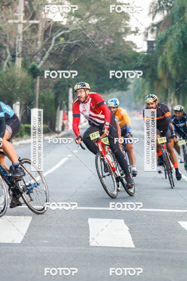 Buy your photos of the eventProva Ciclstica Internacional 9 de Julho on Fotop