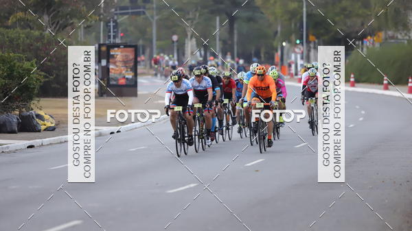 Buy your photos of the eventProva Cicl�stica Internacional 9 de Julho on Fotop