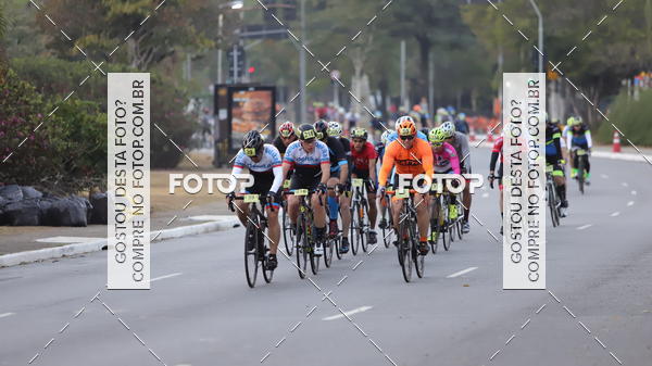 Buy your photos of the eventProva Cicl�stica Internacional 9 de Julho on Fotop