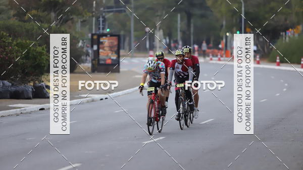 Buy your photos of the eventProva Cicl�stica Internacional 9 de Julho on Fotop