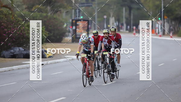 Buy your photos of the eventProva Cicl�stica Internacional 9 de Julho on Fotop