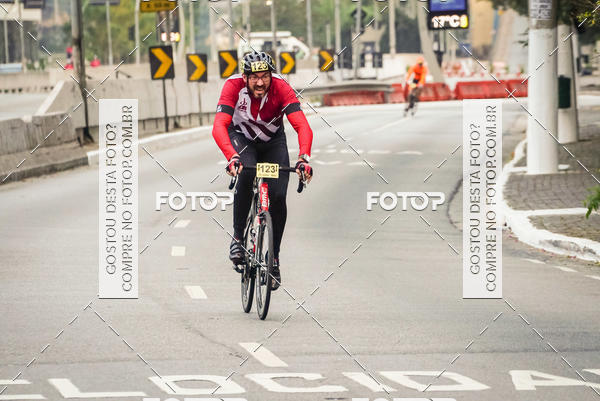 Buy your photos of the eventProva Ciclstica Internacional 9 de Julho on Fotop