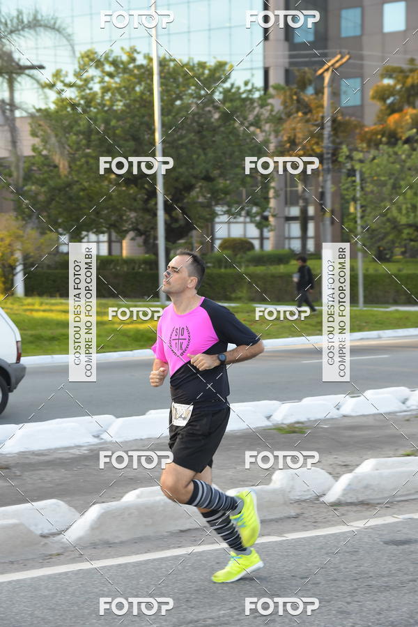 Compre as suas fotos do eventoArnold Run 8k no Fotop