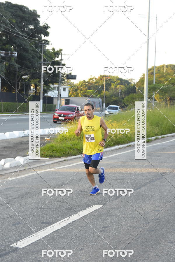Compre as suas fotos do eventoArnold Run 8k no Fotop
