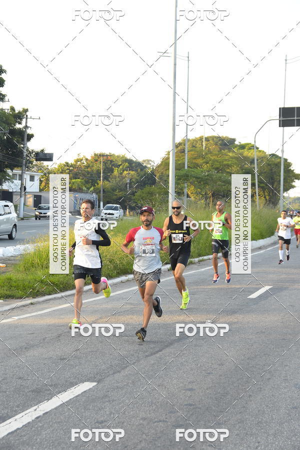 Compre as suas fotos do eventoArnold Run 8k no Fotop