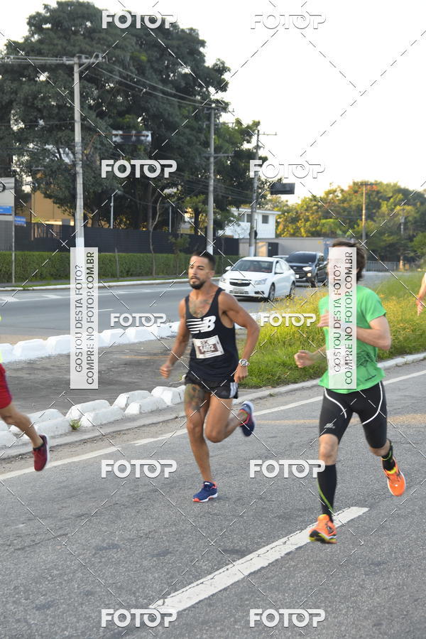 Compre as suas fotos do eventoArnold Run 8k no Fotop