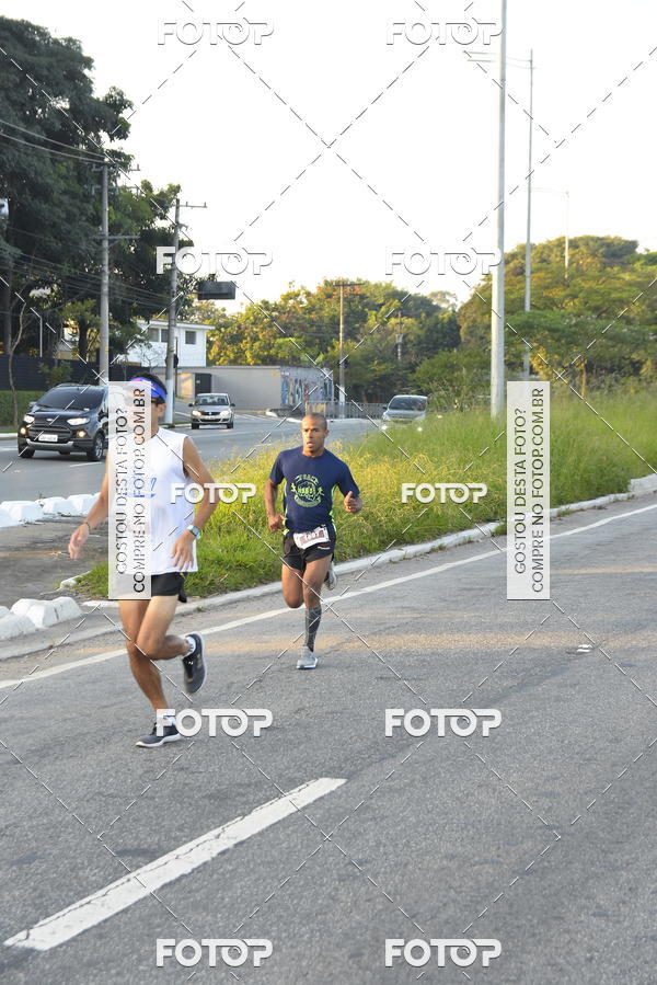 Compre as suas fotos do eventoArnold Run 8k no Fotop