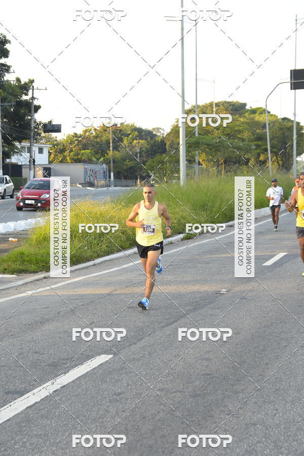 Compra tus fotos del eventoArnold Run 8k En Fotop